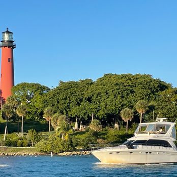 Diamond D Yacht Charter - Boat Charters Near Me Diamond D Yacht Charter - Boat Charters Near Me
