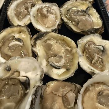 Riptides Raw Bar & Grill - Oysters on the half shell - Seafood Near Me - Ormond Beach, Florida