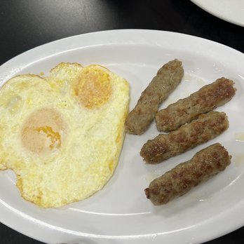 Chubby's Diner - Diners Near Me - Manteca, California