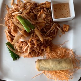 Phad Thai lunch special $11.99
