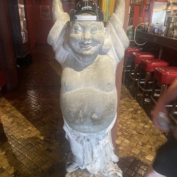 Sweetie's Art Bar - Bars Near Me - San Francisco, California Sweetie's Art Bar - Bars Near Me - San Francisco, California