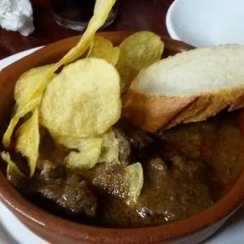 Casa Guillermo - Tapa de carrillá. AUTÉNTICA! - Tapas Bars Near Me - Seville, SE