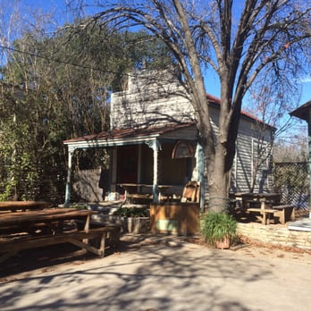 Hondo's - Bars Near Me - Fredericksburg, Texas