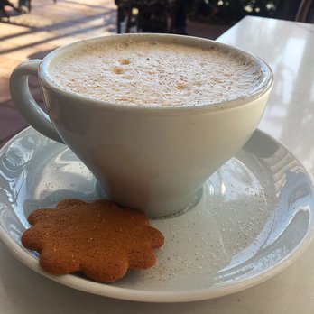 Utopia Caffe - Chai latte w almond milk - Breakfast & Brunch Near Me - Tustin, California
