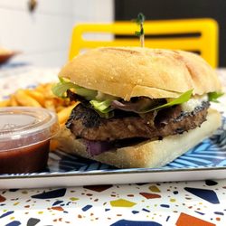 falafel x bar - Kafta Burger