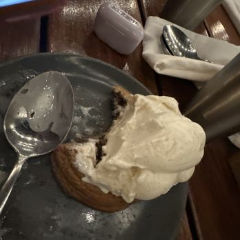Oscar's Brewing Company - The best cookie ever - Breweries Near Me - Temecula, California Oscar's Brewing Company - The best cookie ever - Breweries Near Me - Temecula, California