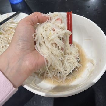 Pho Lyfe - Pictured: handful 2of 2 They put about 2 handfuls of dry noodles in each bowl of small pho. The perfect amount! See my photo for reference. - Vietnamese Near Me - Sunnyvale, California Pho Lyfe - Pictured: handful 2of 2 They put about 2 handfuls of dry noodles in each bowl of small pho. The perfect amount! See my photo for reference. - Vietnamese Near Me - Sunnyvale, California