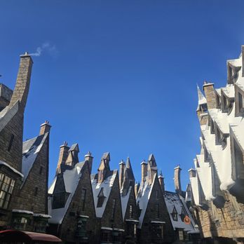 Hogsmeade Village - Amusement Parks Near Me - Orlando, Florida Hogsmeade Village - Amusement Parks Near Me - Orlando, Florida