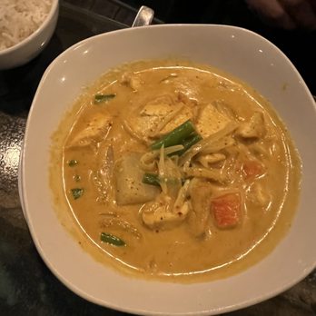 Bedford Thai - Yellow Curry - Thai Near Me - Stamford, Connecticut Bedford Thai - Yellow Curry - Thai Near Me - Stamford, Connecticut