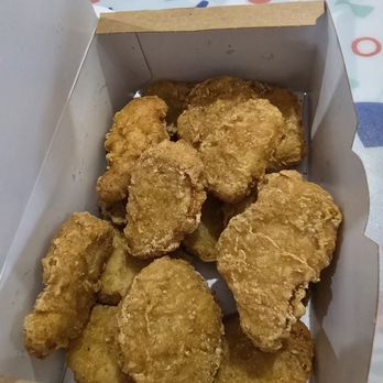 McDonald's - 20 piece chicken nuggets - Fast Food Near Me - Honolulu, Hawaii