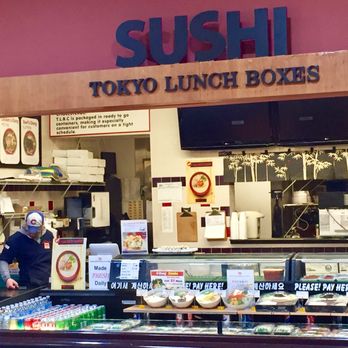 H Mart - Niles - They have decent Ramen here. - Grocery Near Me - Niles, Illinois