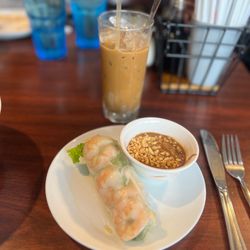 Tuyen’s Asian Bistro - Spring roll and peanut sauce