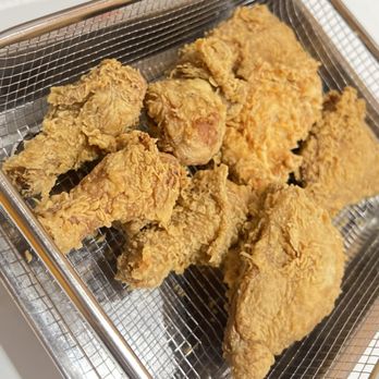 98K Fried Chicken - a basket of fried chicken - Chicken Shop Near Me - Brooklyn, New York
