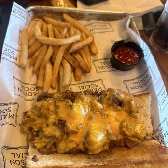 Madison Social - New American Near Me - Tallahassee, Florida