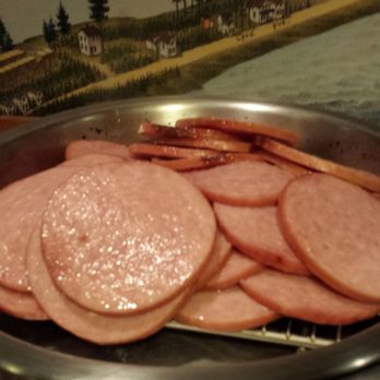 Lift Bridge Lodge, Ascend Hotel Collection - Ham for make your own biscuit sandwich. - Hotels Near Me - Duluth, Minnesota