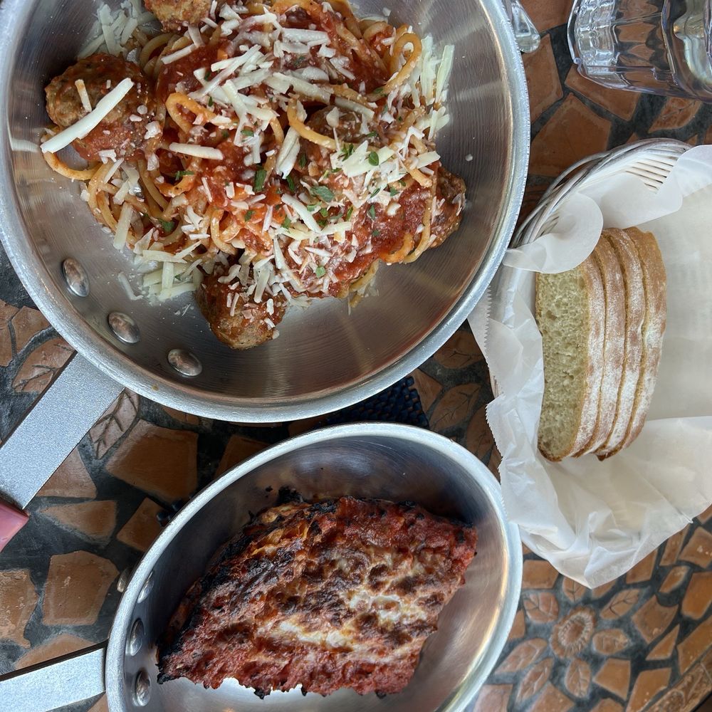 Spaghetti and meatballs (special), Abruzzo Lasagna Spaghetti and meatballs (special), Abruzzo Lasagna