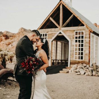 Amy Wong Events - Nelson's Landing ghost town - Floral Designers Near Me Amy Wong Events - Nelson's Landing ghost town - Floral Designers Near Me