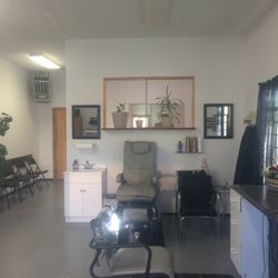 Unique Styles - Pedicure Station