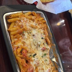 Red Tomato and Wine Restaurant - Ziti Rosè