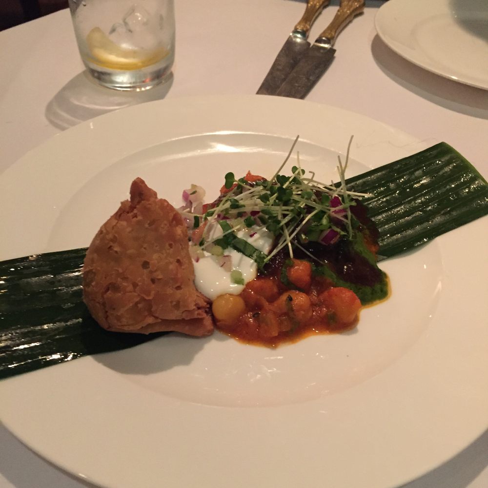 Indian Zing - Vegetable samosas - Indian Near Me - London, XGL Indian Zing - Vegetable samosas - Indian Near Me - London, XGL