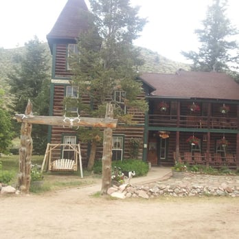 Cherokee Park Ranch - Resorts Near Me - Livermore, Colorado