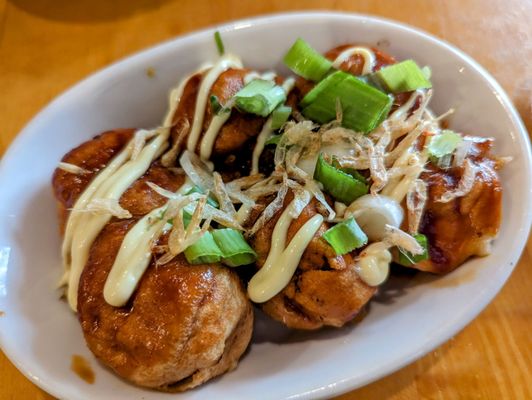 Manpuku Modern Japanese Eatery by null