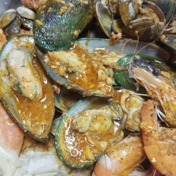 The Crawfish Guy - Mussles, head on shrimp, sausage, clams and snow crab - Cajun/Creole Near Me - Fresno, California The Crawfish Guy - Mussles, head on shrimp, sausage, clams and snow crab - Cajun/Creole Near Me - Fresno, California