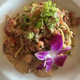 Lobster linguine