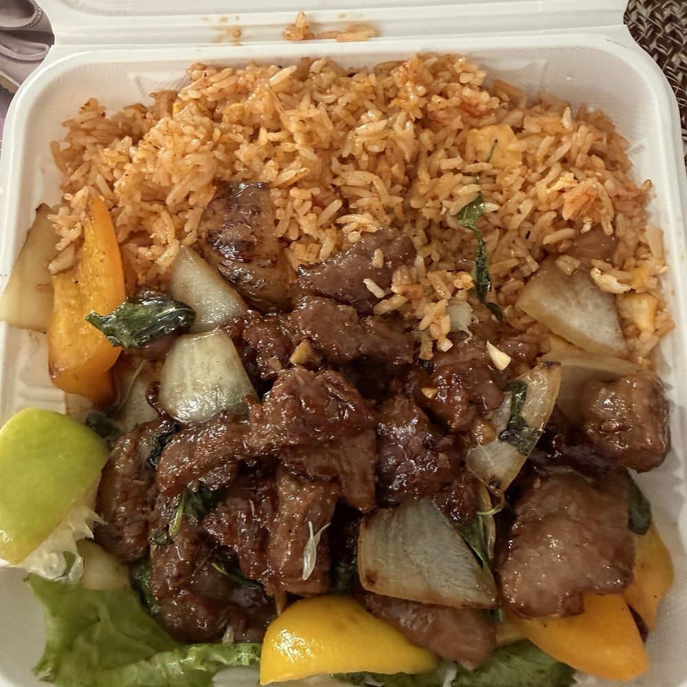 Filet mignon with tomato rice. Filet mignon with tomato rice.