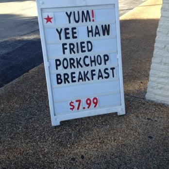 Fowler Street Grill - Specials board - New American Near Me - Fort Myers, Florida