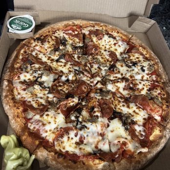Aloha Petroleum - Sausage, pepperoni, and mushroom - Convenience Stores Near Me - Honolulu, Hawaii Aloha Petroleum - Sausage, pepperoni, and mushroom - Convenience Stores Near Me - Honolulu, Hawaii