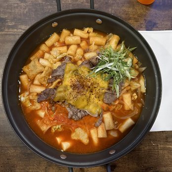 Chi Chi Korean Pocha - Tteokbokki with beef and cheese - IG @bougiefoodieboi - Korean Near Me - Bellevue, Washington