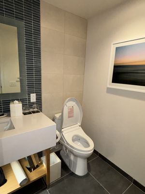 Renaissance Honolulu Hotel & Spa by null