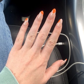 Bliss Nail Lounge - Orange swirl! - Nail Salons Near Me - Hermosa Beach, California