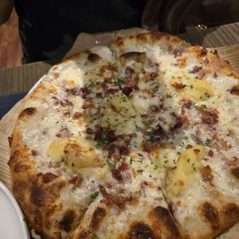 VANS Bar Style Pizza - Mashed potatoe pizza - Pizza Near Me - Danbury, Connecticut VANS Bar Style Pizza - Mashed potatoe pizza - Pizza Near Me - Danbury, Connecticut