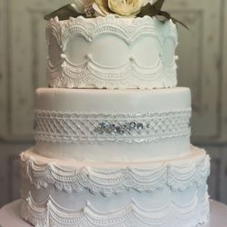 A wedding expo cake