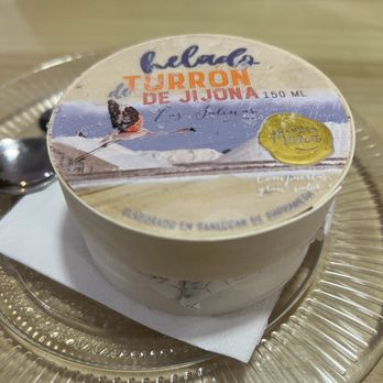 Mima Restobar - Delicious local ice cream - Spanish Near Me - Sanlúcar de Barrameda, California