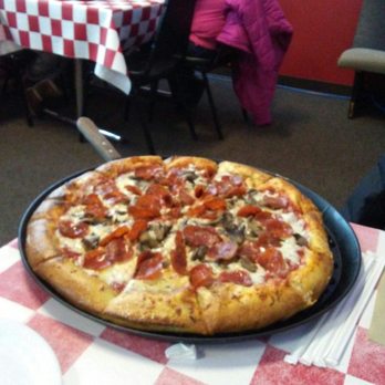 Greek's Pizzeria - Pepperoni & mushroom - Pizza Near Me - Muncie, Indiana Greek's Pizzeria - Pepperoni & mushroom - Pizza Near Me - Muncie, Indiana