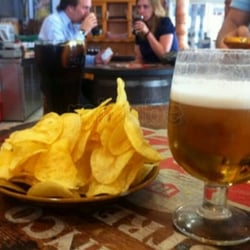 El hombre que sucumbe ante la resaca no es digno de la borrachera que le precede. #CheapPhilosophyAfterTacos