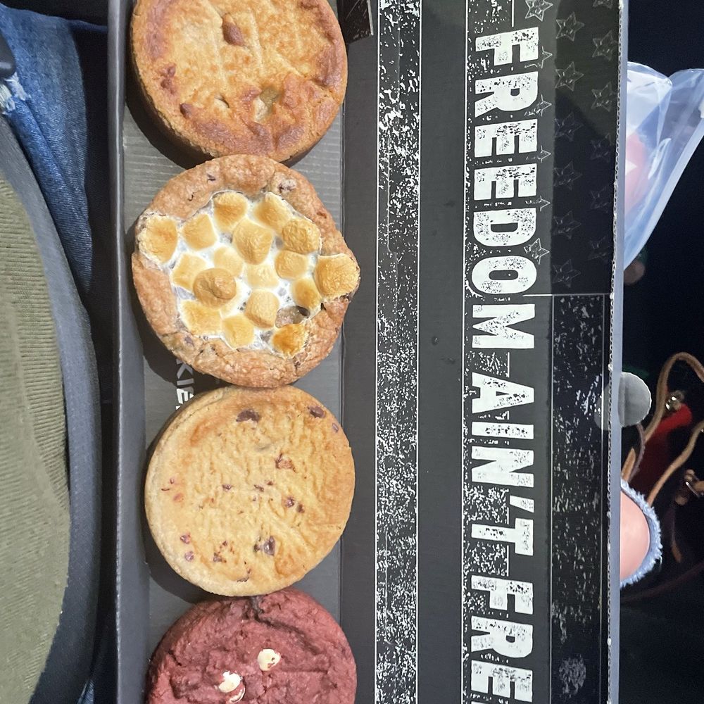 Cookie Plug - Peanut butter, smores, Og, red velvet - Desserts Near Me - Avondale, Arizona