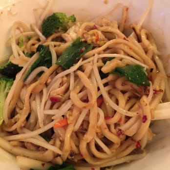 Toss Noodle Bar - Chicken Thai hokkein noodles - Asian Fusion Near Me - Berkeley, California Toss Noodle Bar - Chicken Thai hokkein noodles - Asian Fusion Near Me - Berkeley, California