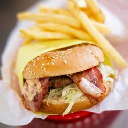 Johnie's Jr Broiler - Bacon Cheeseburger & Fries!