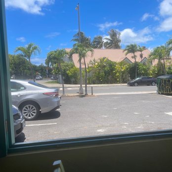 Cafe Morey's - American Near Me - Honolulu, Hawaii