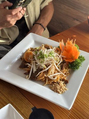 Urban Thai & Sushi by null