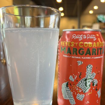 The Parlor - Margarita - Pizza Near Me - Stratford, Connecticut