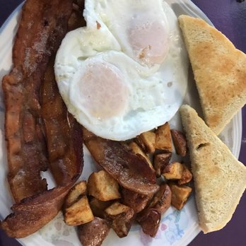 Main Street Cafe - Over Easy, Bacon, Country Potatoes, and Toast.  "The Smokehouse" breakfast. - Coffee & Tea Near Me - Hurricane, Utah
