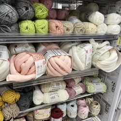 Daiso - Yarn