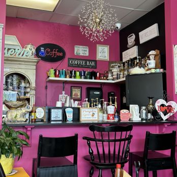 La Dolcekca Bakery Cafe - Coffee area-so cute! - Bakeries Near Me - Charlotte, North Carolina