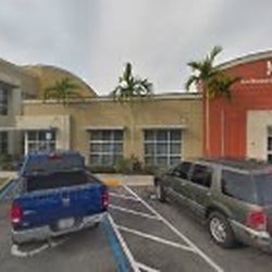 Lee Health Lab Services - Plantation Rd - Front entry.