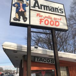 Armans Restaurant - One of the top ten restaurants in Gary, IN. A cozy dining experience!